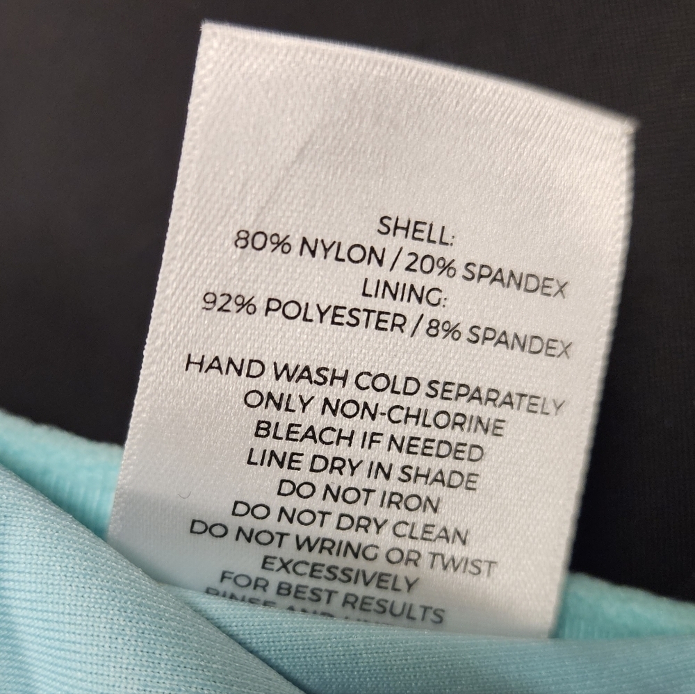 Shade & Shore Black  Aztec Western print  Embroidered Bikini Top size 34 D - Picture 9 of 9